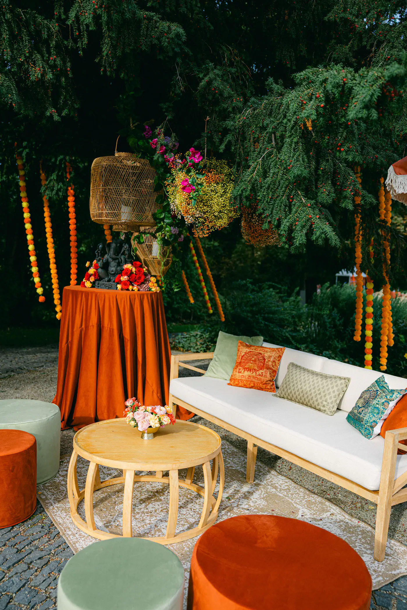 Teresa & Eshan’s Sangeet at Villa Richter, Prague — photo 19 of 196