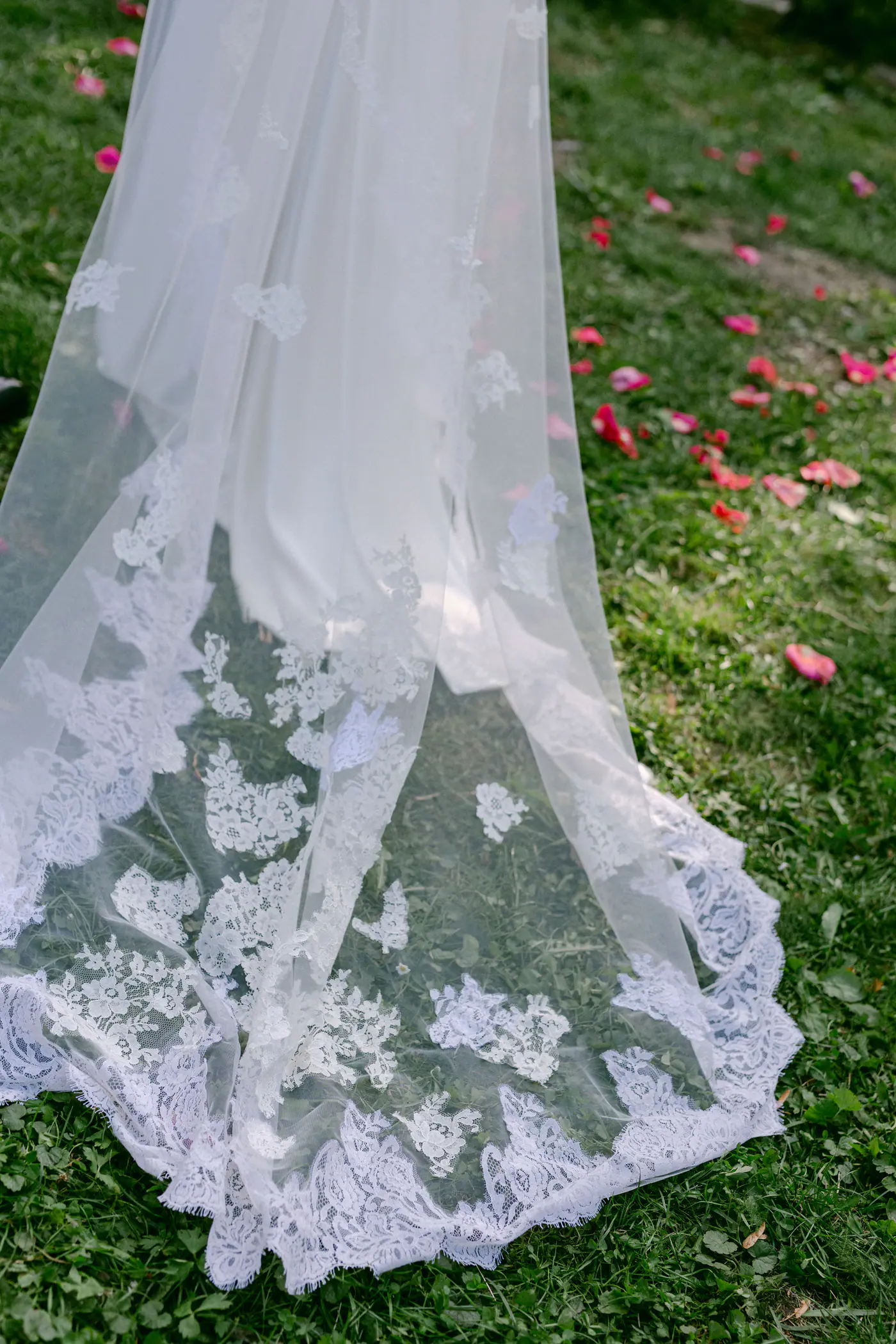 Teresa & Eshan’s Wedding at Bon Repos chateau — photo 190 of 331