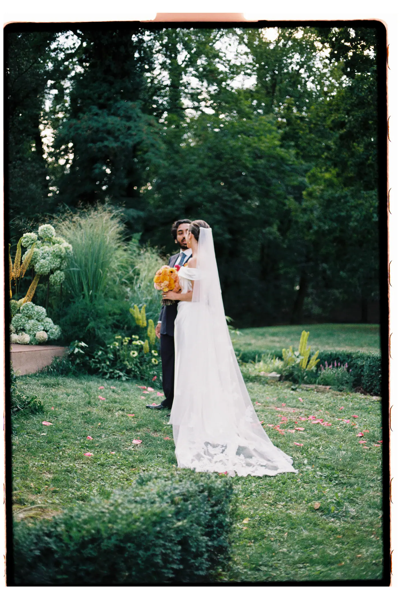 Teresa & Eshan’s Wedding at Bon Repos chateau — photo 192 of 331