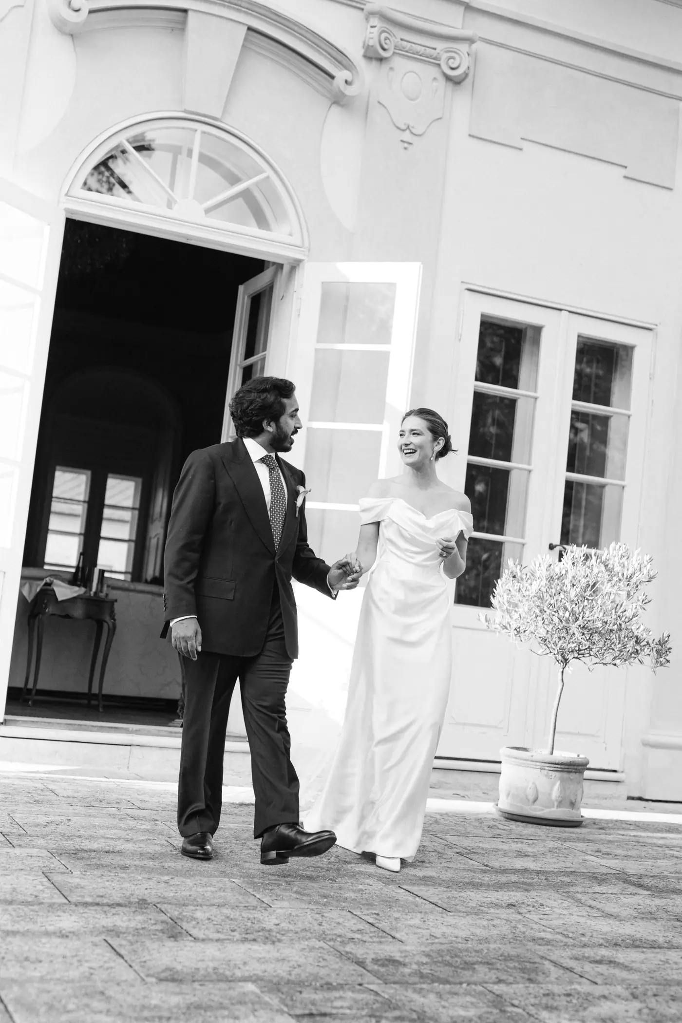 Teresa & Eshan’s Wedding at Bon Repos chateau — photo 231 of 331
