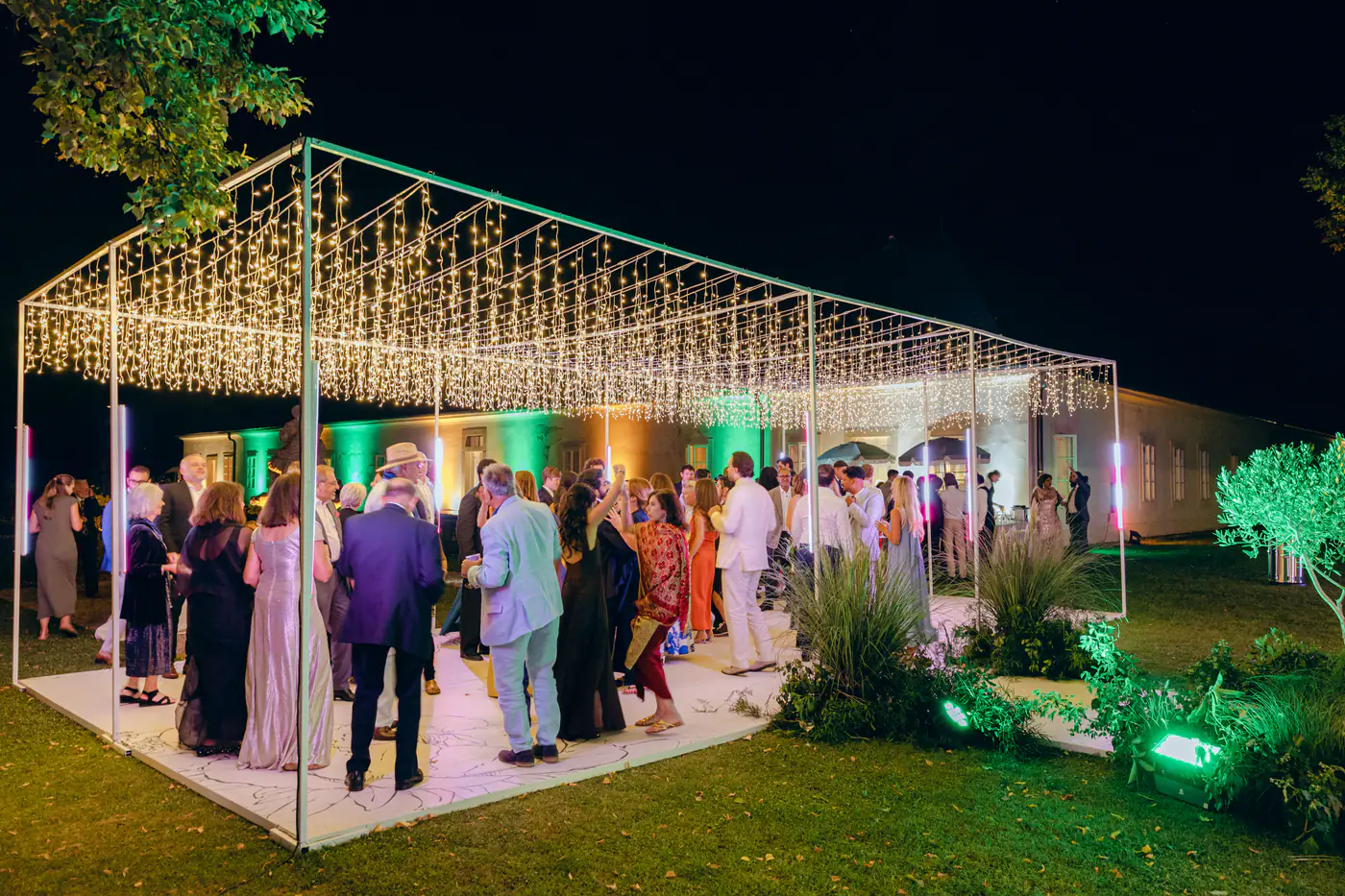Teresa & Eshan’s Wedding at Bon Repos chateau — photo 331 of 331